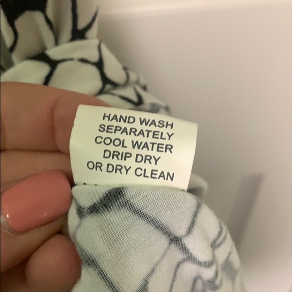 Dunía Black and White Summer Dress - Picture 9 of 9